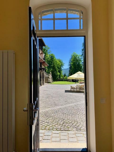 Castelul Cantacuzino بوستين المظهر الخارجي الصورة